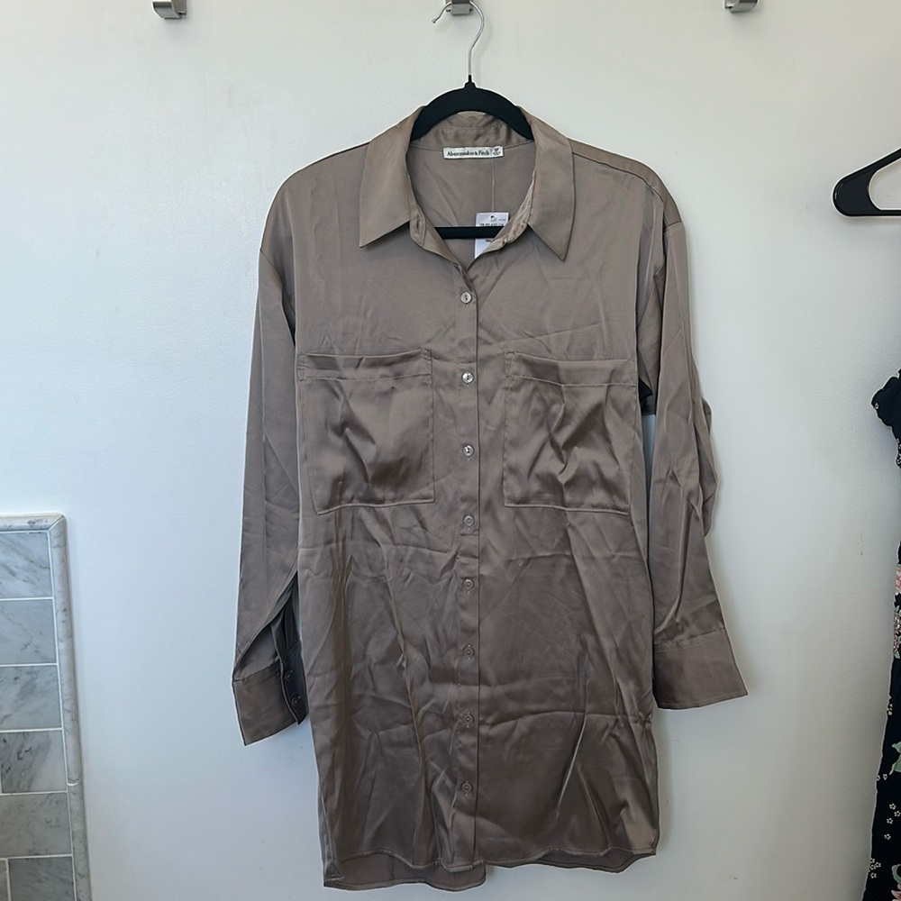 NWT Abercrombie silky shirt dress